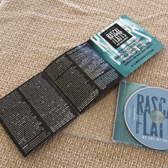 2 Country music CDs Rascal Flatts and Cole Swindell - Picture 11 of 12